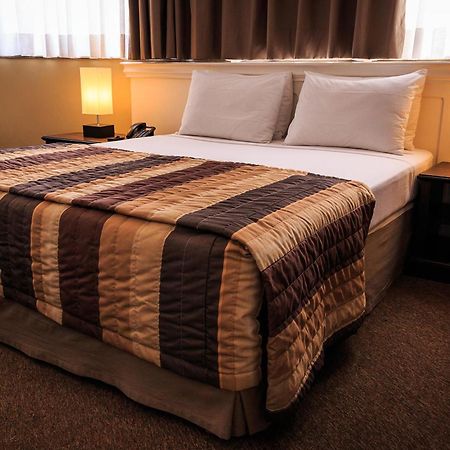 Marques Plaza Hotel Позу-Алегри Номер фото